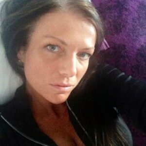 jeune femme soumise nantes 